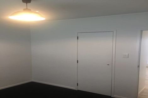 Photo of property in 64 West Coast Road, Glen Eden, Auckland, 0602