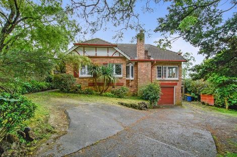 Photo of property in 195 Golf Road, Titirangi, Auckland, 0604