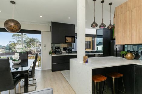 Photo of property in 250 Don Buck Road, Massey, Auckland, 0614