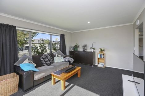 Photo of property in 14 Wentworth Lane, Waiwhakaiho, New Plymouth, 4312