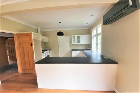 Photo of property in 9 Khandallah Road, Ngaio, Wellington, 6035