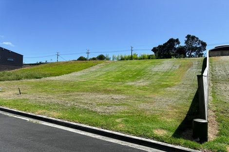 Photo of property in 9 Milky Way, Langs Beach, 0582