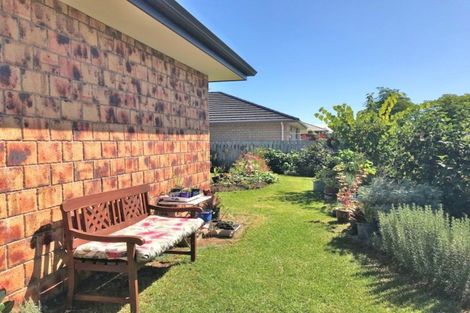 Photo of property in 369 One Tree Point Road, One Tree Point, 0118