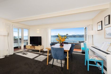 Photo of property in 165 Marine Parade, Seatoun, Wellington, 6022