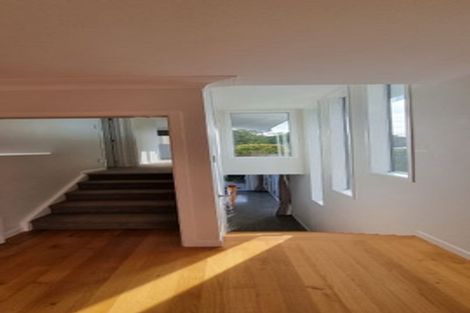 Photo of property in 2/17 Bevyn Street, Castor Bay, Auckland, 0620