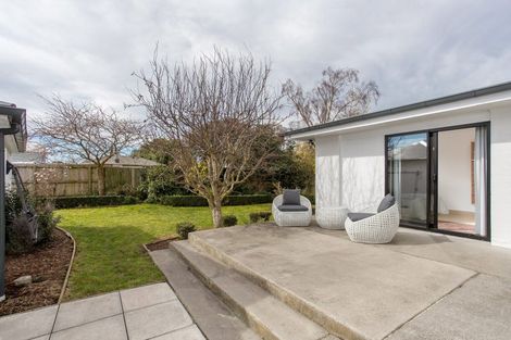 Photo of property in 126 Kendal Avenue, Burnside, Christchurch, 8053