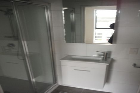 Photo of property in 2/10 Silver Moon Road, Albany Heights, Auckland, 0632