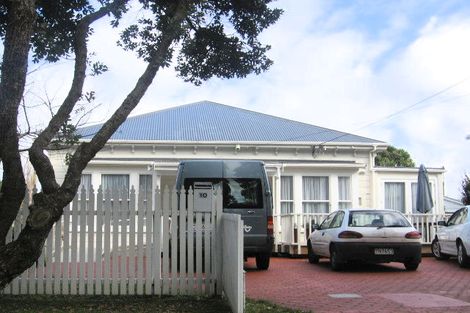 Photo of property in 10 Glen Iris Grove, Woburn, Lower Hutt, 5010