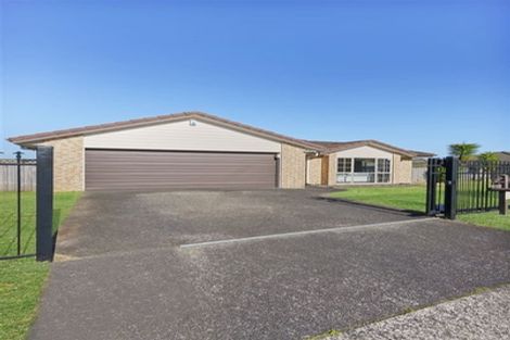 Photo of property in 52 Foxlaw Street, Randwick Park, Auckland, 2105