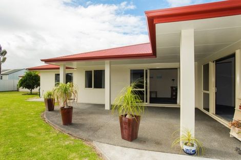 Photo of property in 19 Margaret Place, Lytton West, Gisborne, 4010