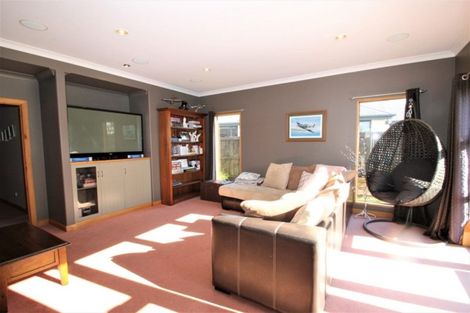 Photo of property in 2 Mallard Place, Mosgiel, 9024