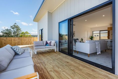 Photo of property in 67a Moohan Street, Wainuiomata, Lower Hutt, 5014