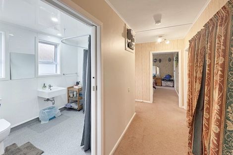 Photo of property in 12 Collett Street, Dannevirke, 4930