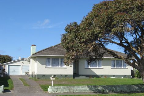 Photo of property in 85 Puriri Street, Gonville, Whanganui, 4501