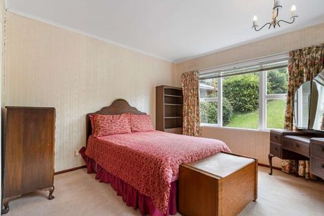 Photo of property in 19 City View Terrace, Birkenhead, Auckland, 0626