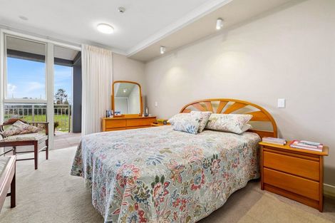 Photo of property in 80 Rewa Rewa Lane, Orewa, 0931