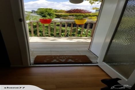 Photo of property in 1/288 Lake Road, Hauraki, Auckland, 0622
