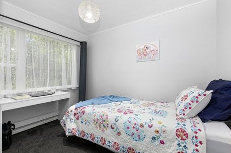 Photo of property in 7 Zeala Grove, Stokes Valley, Lower Hutt, 5019