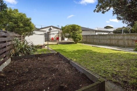 Photo of property in 7 Huia Street, Petone, Lower Hutt, 5012