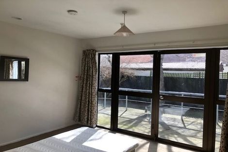 Photo of property in Tranquil Lodge Backpackers, 440 Manchester Street, St Albans, Christchurch, 8014