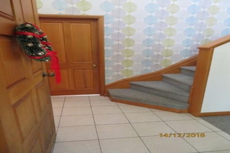 Photo of property in 40c Curacao Place, Half Moon Bay, Auckland, 2012