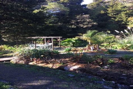 Photo of property in 6 Paparoa Station Road, Paparoa, 0571