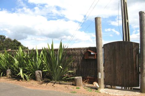 Photo of property in 36 Okoka Road, Omiha, Waiheke Island, 1081