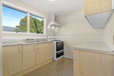 Photo of property in 400 Roscommon Road, Clendon Park, Auckland, 2103