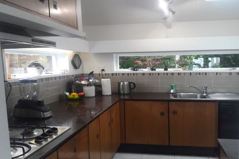 Photo of property in 2/31 Telstar Place, Beach Haven, Auckland, 0626