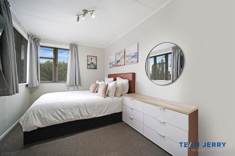 Photo of property in 111 Porchester Road, Papakura, 2110
