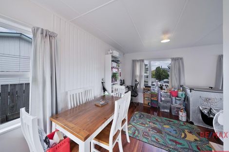 Photo of property in 2 Belgrave Place, Papakura, 2110
