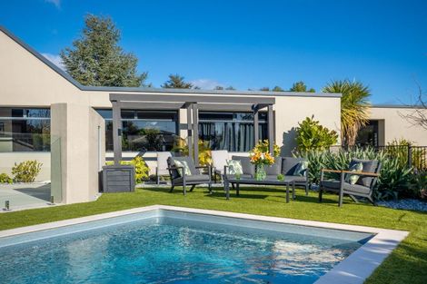 Photo of property in 6 Ardilea Avenue, Stoke, Nelson, 7011