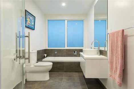 Photo of property in 74c The Boulevard, Papamoa Beach, Papamoa, 3118