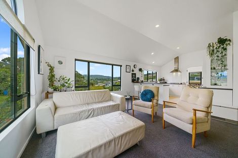 Photo of property in 41 Samwell Drive, Whitby, Porirua, 5024