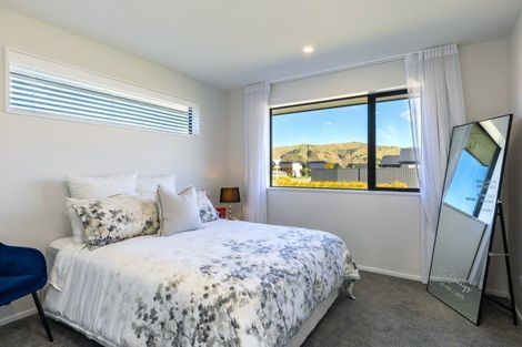 Photo of property in 33 Nikau Drive, Redwoodtown, Blenheim, 7201