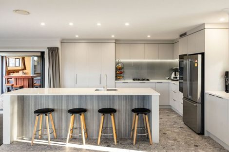 Photo of property in 6 Santiago Place, Flagstaff, Hamilton, 3210