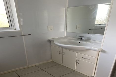 Photo of property in 26 Oxford Street, Taradale, Napier, 4112