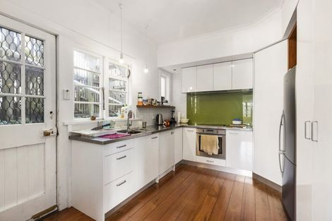 Photo of property in 325a The Terrace, Te Aro, Wellington, 6011