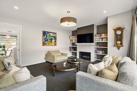 Photo of property in 60 Karewa Parade, Papamoa Beach, Papamoa, 3118