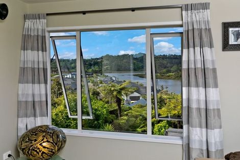 Photo of property in 82 Pohutukawa Parade, Riverhead, 0820