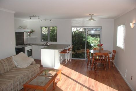 Photo of property in 662 Beach Road, Browns Bay, Auckland, 0630