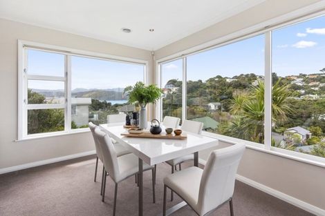 Photo of property in 6 Seatoun Heights Road, Seatoun, Wellington, 6022