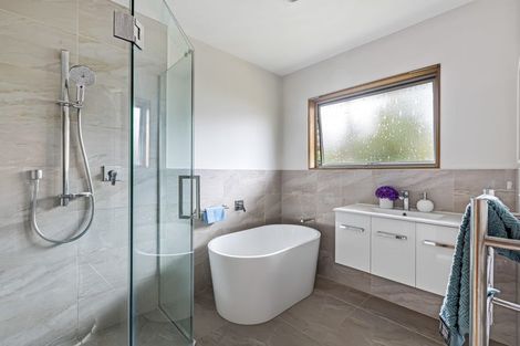 Photo of property in 23 Coromandel Crescent, Mairangi Bay, Auckland, 0630