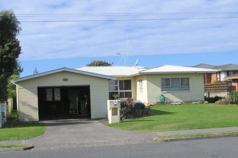 Photo of property in 19 Macville Road, Mount Maunganui, 3116