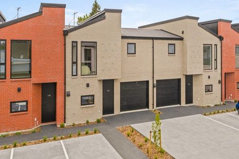 Photo of property in 4/90 Holly Road, St Albans, Christchurch, 8014