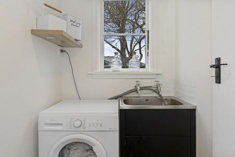 Photo of property in 43 Croziers Road, St Albans, Christchurch, 8052