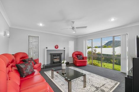 Photo of property in 5 Fantail Heights, Picton, 7220