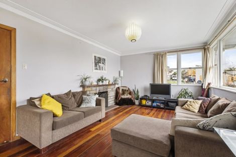 Photo of property in 7 Kelwyn Road, Kelston, Auckland, 0602