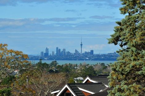 Photo of property in 11 Tatyana Place, Massey, Auckland, 0614