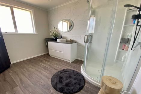 Photo of property in 17 Saint Andrew Place, Balclutha, 9230